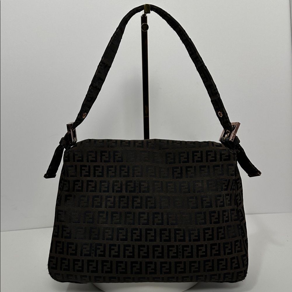 💯Authentic Fendi Mamma Baguette Bag🍀 - Picture 6 of 17
